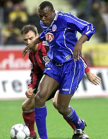 夜晚充满活 夜晚充满活